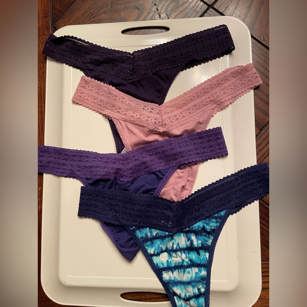 New HANKY PANKY Dream Original Rise Thong Panties Lot of 4